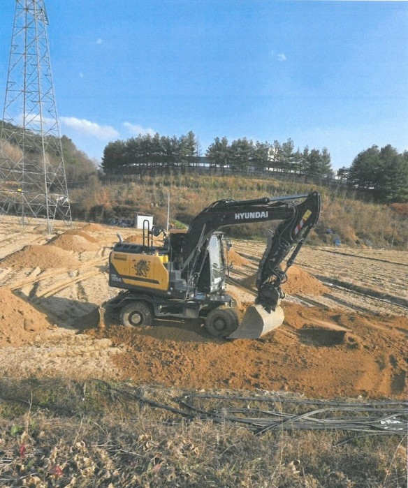 1211 인삼약초정책과 - 금산군, 토양 개량 농업 생산성 제고 위해 내년 객토지원사업 전개.jpg