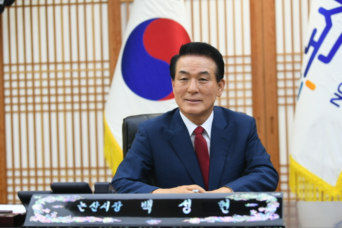 [크기변환]시장님사진 (4).JPG