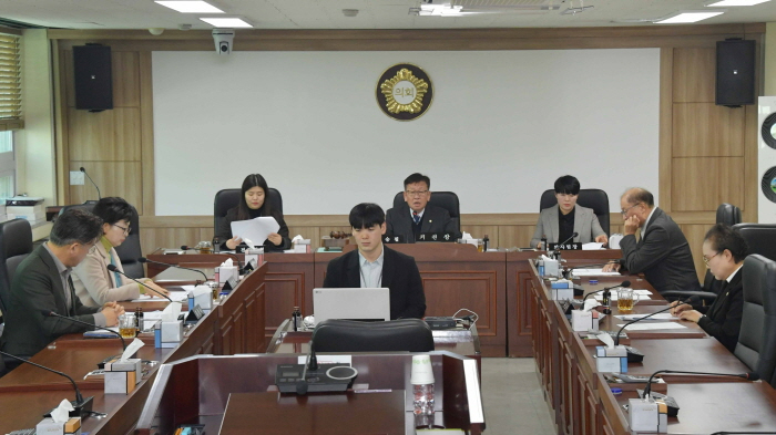 [크기변환]국방산업발전특별위원회 전경.jpg