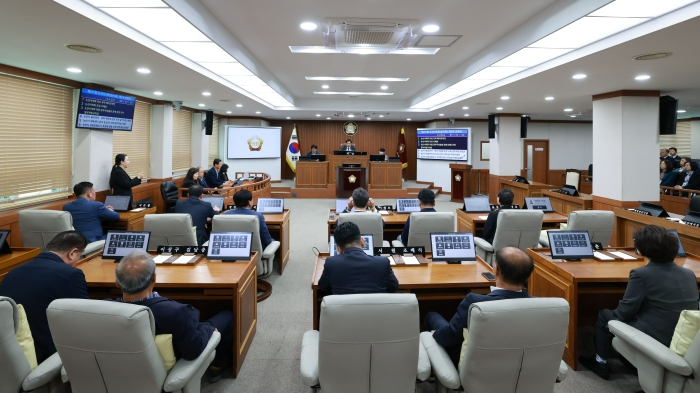 [크기변환]제271회 논산시의회 임시회 폐회(본회의장 전경).jpg